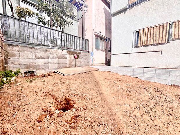 家族ひとりひとりが笑顔になれる邸宅を、この土地にイメージしてみてください。誇りに思える住まいを実現。