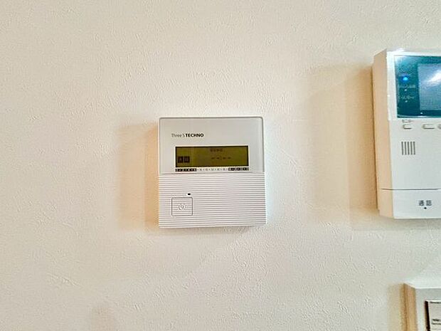 床暖房は空気を汚さず、ほこりも舞い上がらないので安心です。