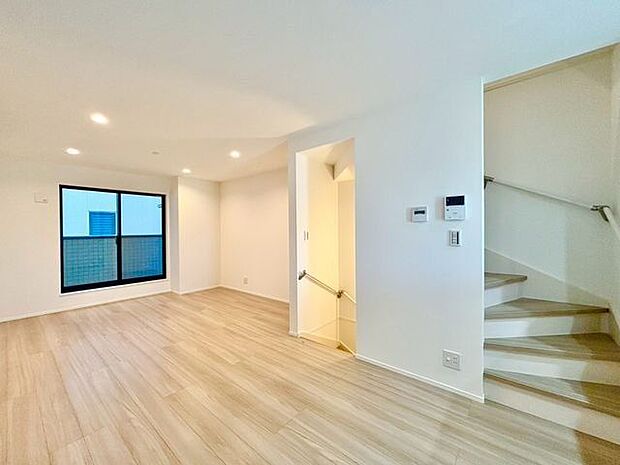 リビングイン階段で、ご家族のコミュニケーションが深まる設計となっています。