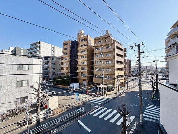 さまざまな表情の景色を眺めながら、くつろぎのひと時をお過ごし頂けます。