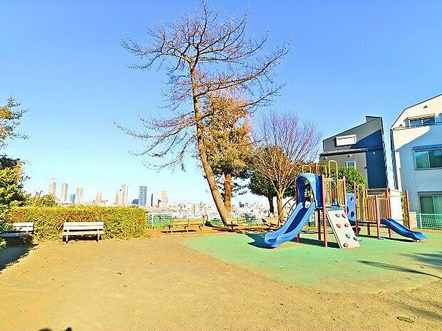 井田伊勢台公園 500m