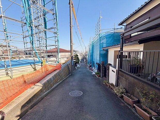 豊かな自然と多彩な生活利便施設が融合した環境。快適な家族の日々を叶えるための舞台が広がっています。