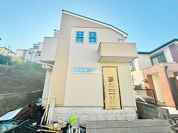末永く住まうことを第一に考え飽きの来ない仕上がりの外観。