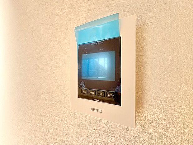 「見える安心」をカタチにしました。誰が来てもわかる様にモニター付きインターホンを設置。