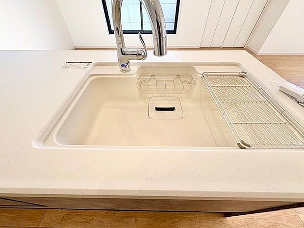 おいしい水を毎日飲める浄水器一体型シャワー水栓をご用意。