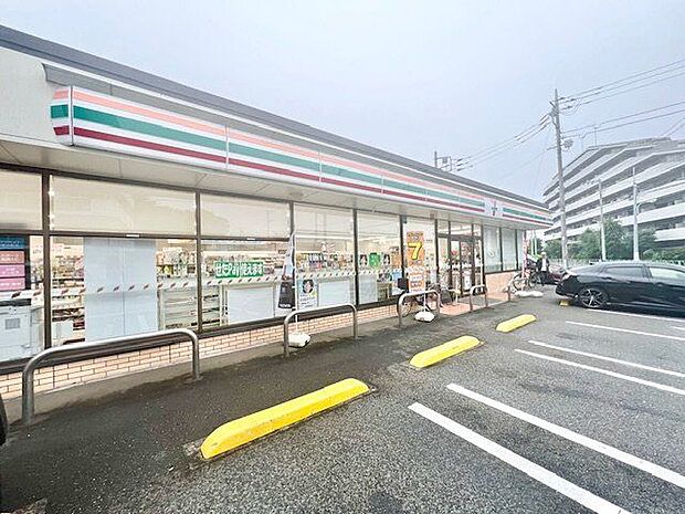 セブンイレブン世田谷北烏山8丁目店 750m