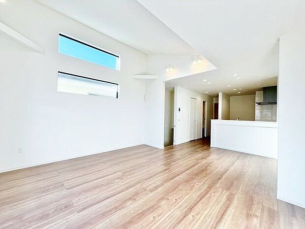 美しくデザインされた住空間。笑顔の絶えない暮らしがはじまる。