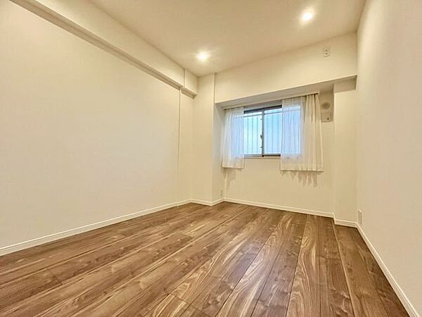 洋室を拡大表示