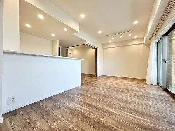 室内を拡大表示