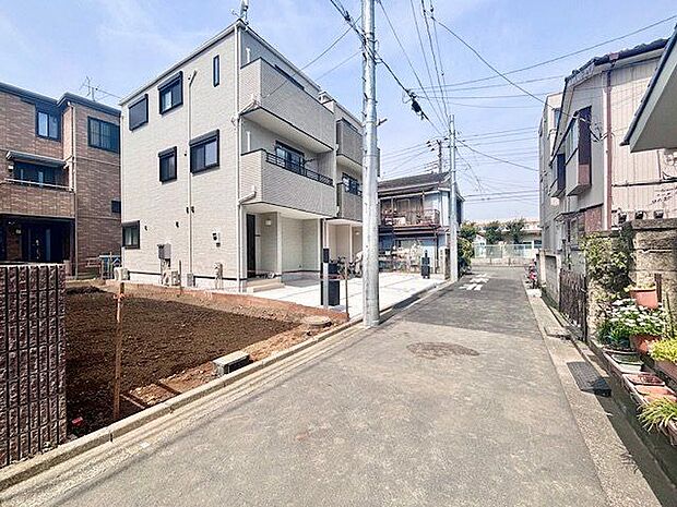 周辺環境も含めご案内させていただきますので、お気軽にお問い合わせください。