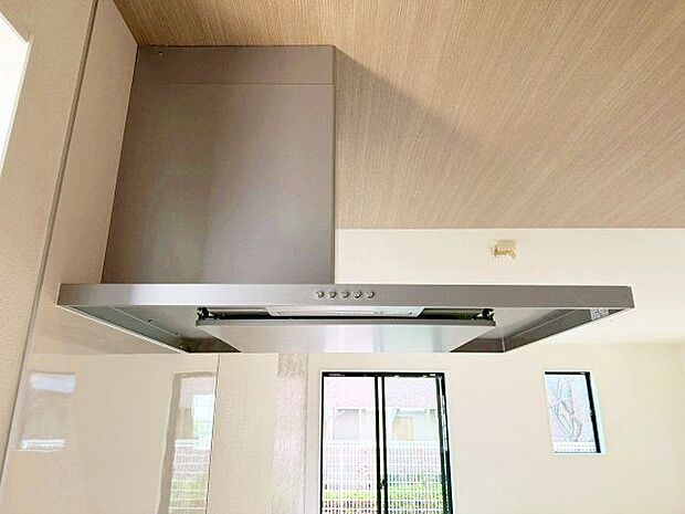 汚れもさっと拭き取れ、お手入れラクラク。よごれやサビに強く、スタイリッシュなデザインです。