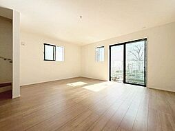 東京都世田谷区喜多見１丁目