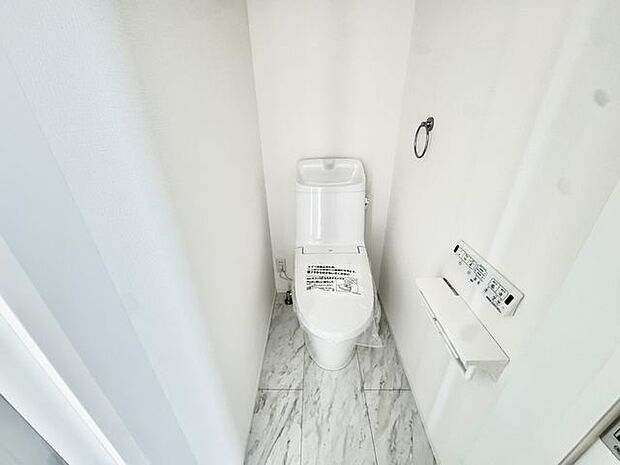 シンプルな色使いとデザインでリラックスできる快適な空間を演出。