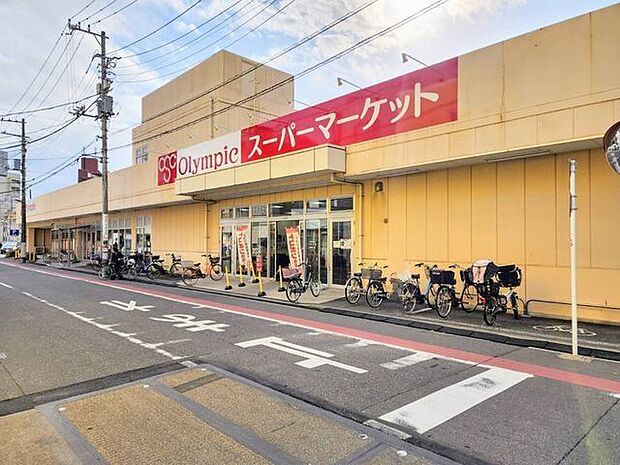 Olympic荒川一丁目店 190m