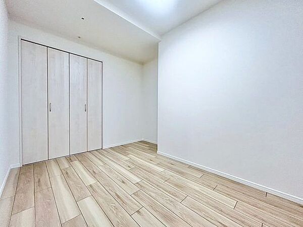 お部屋には充分な収納スペースをご用意。自分だけの空間を作り上げることができます。