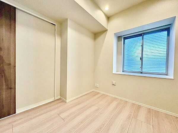 一日の中で多くの時間を過すことになる住まいだからこそ、いつも穏やかな空間であるように心掛けています。