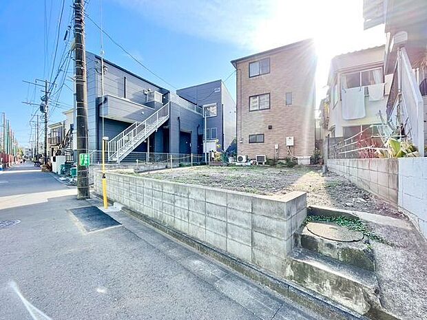 家族ひとりひとりが笑顔になれる邸宅を、この土地にイメージしてみてください。