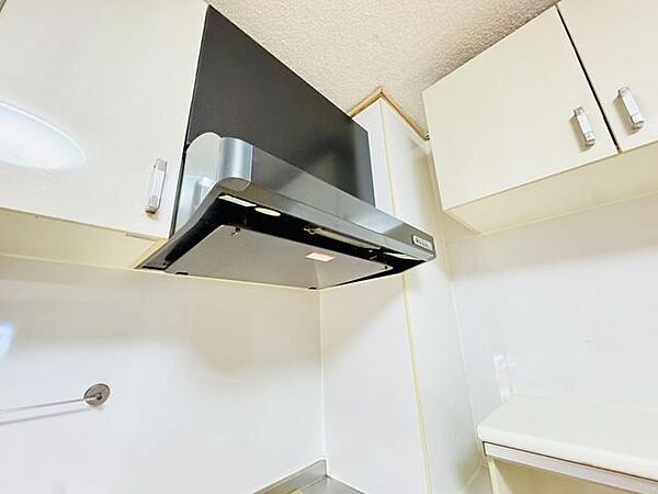 お掃除簡単で快適なレンジフード。