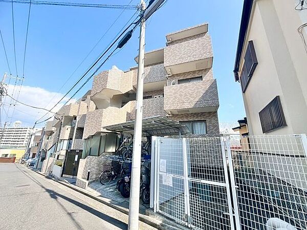 お住まいは住まう方を見守り受け入れてくれます。「日常」という物語の舞台となることを祈っています