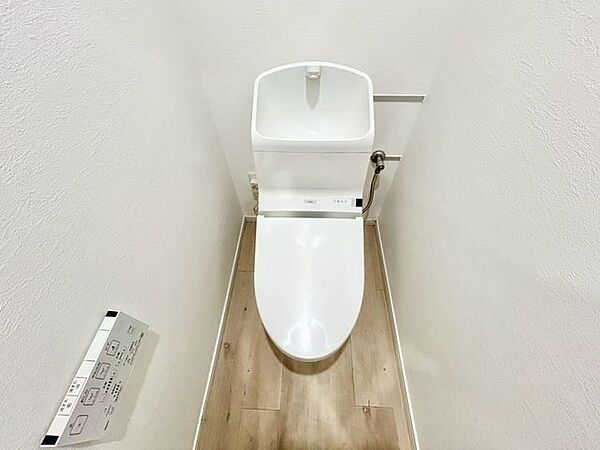 毎日使う場所だからこそ、使い勝手を考慮しました。白を基調に、飽きのこない空間に。