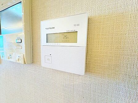 床暖房付き。冬場も足元暖かく快適です。