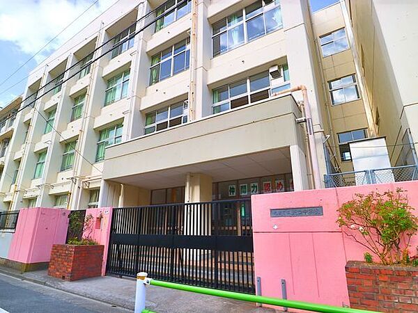 大田区立矢口中学校 1100m