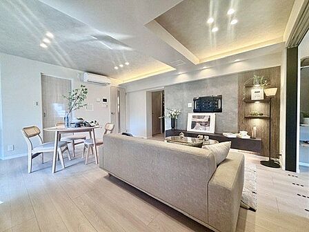 豊かな居住性と、クオリティが見事に調和した住空間は、住まうことの喜びを感じさせてくれます。