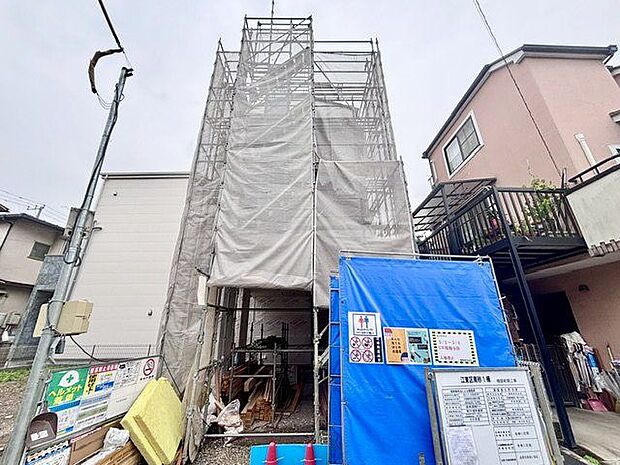 穏やかな住環境と充実の生活利便性を備えたこの地で誇りに思える住まいを実現。