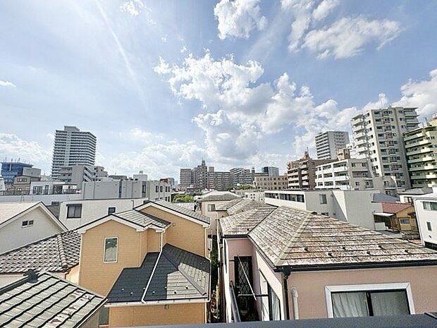 さまざまな表情の景色を眺めながら、くつろぎのひと時をお過ごし頂けます。