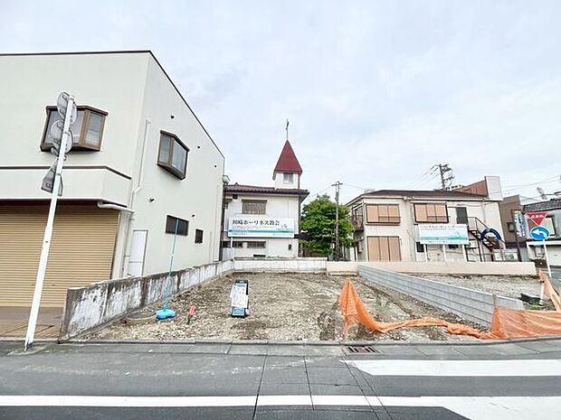 駐車スペースがあるので、家族みんなで過ごす週末もアクティブにお過ごしいただけます。