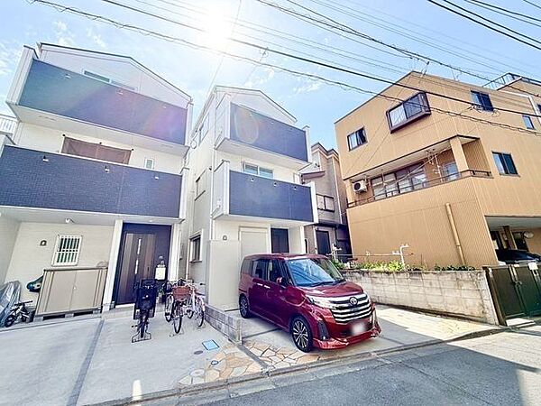 洗練されたデザインと機能性が織りなすこだわりの住空間。ゆったりとした時間をお過ごしください。