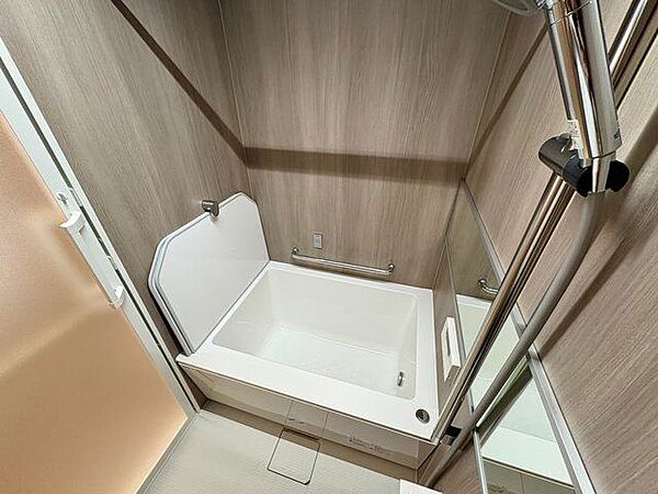 シンプルながらリラックスして気持ちよく入浴できる空間は、すべての人の毎日を豊かにする場所です。
