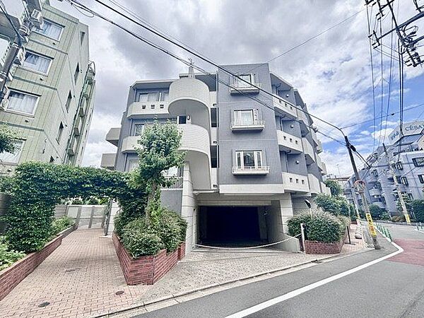 住まいは明日へのエネルギーを養うオアシスだとすれば、元気のでる存在でなければなりません。