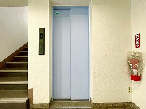 エレベーター