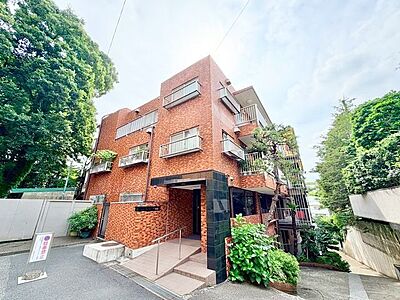 外観:都会の喧騒を離れ、ゆったりとした時間をお過ごしください。 外観:都会の喧騒を離れ、ゆったりとした時間をお過ごしください。