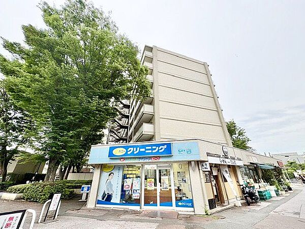 緑の多い周辺環境は、都心で過ごすハードな毎日に癒しのひとときを与えます。