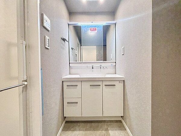 一日の始まりと終わりを心地よく演出してくれる、多彩な機能が備えられたパウダールーム。