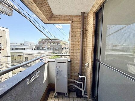 朝の光に包まれ目覚める穏やかな暮らし。そんな優しい空間を演出します。