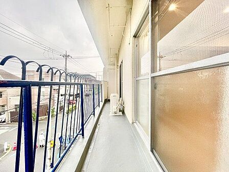 バルコニーに出た時には、頬をなでる優しい風を感じることが出来ます。