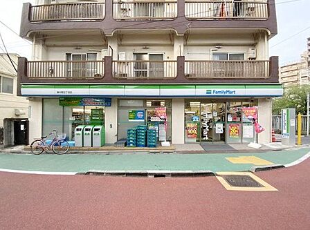 ファミリーマート東中野五丁目店 600m