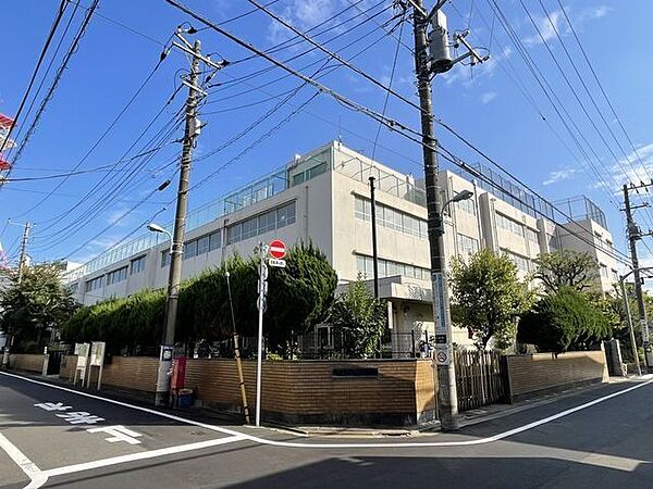 目黒区立鷹番小学校 1100m