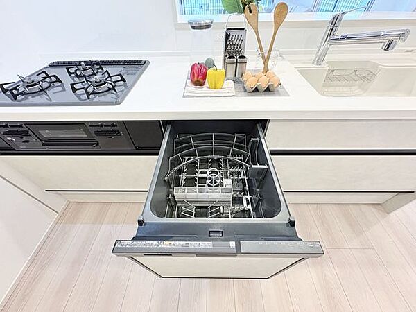 食洗機付で手間なく綺麗に。食後はゆったり過ごせます。