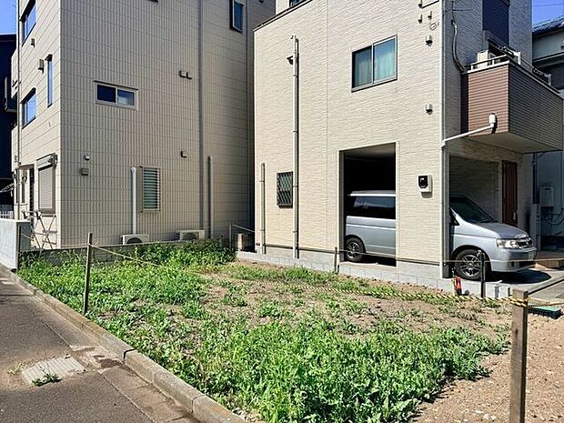 住む人がいつまでも心地良さを感じ続けられる多様な住空間を創造します。