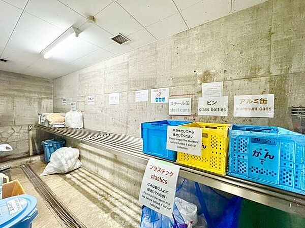 敷地内ゴミ置き場