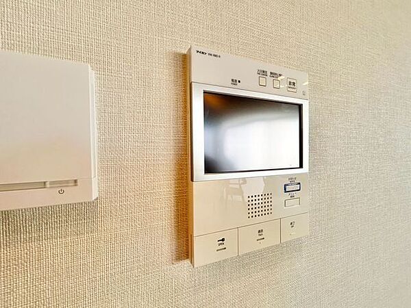 玄関を拡大表示