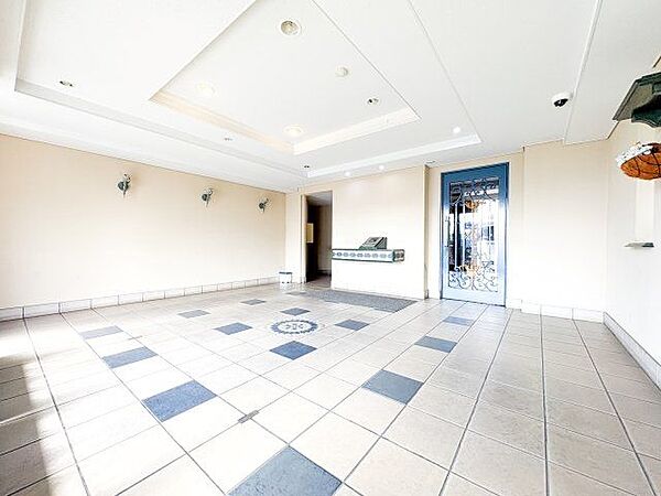 訪れる方々を優しく包み込み、心地よい空間を演出します。