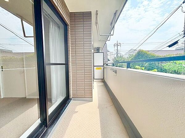バルコニーに出た時には、頬をなでる優しい風を感じることが出来ます。