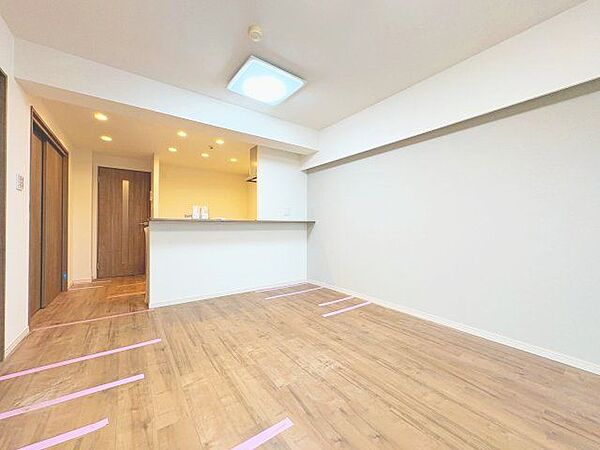 洗練されたデザインと機能性が織りなすこだわりの住空間。ゆったりとした時間をお過ごしください。