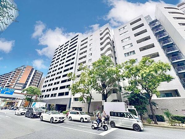 住まいは明日へのエネルギーを養うオアシスだとすれば、元気のでる存在でなければなりません。（空の加工を生成AIで行っています）