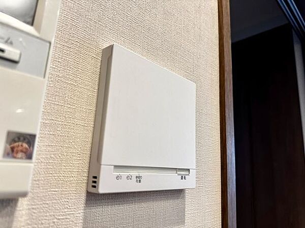 リビングダイニングには床暖房完備。乾燥も空気の汚れもなく快適です。